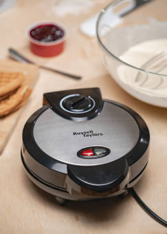 Russell Taylors Belgian Waffle Maker WM-25